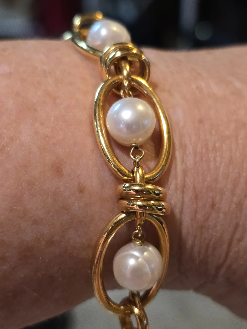 Italian Bronze 18kt Gold Plated Pearl Link Bracelet - Classic Women Jewelry 7.5